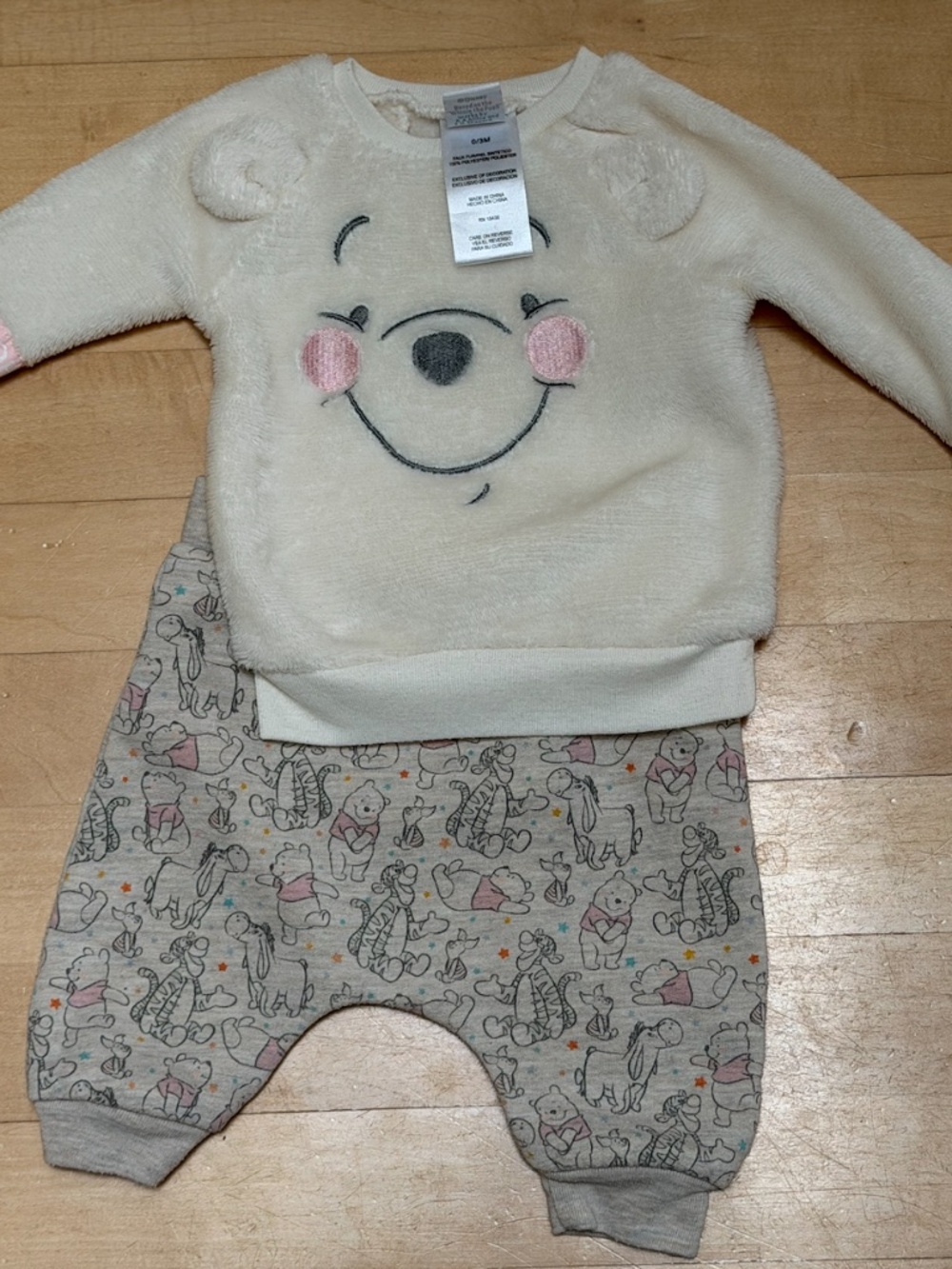 Disney Baby Cream Winnie the Pooh soft Sweatshirt & Sweatpants 0-3M